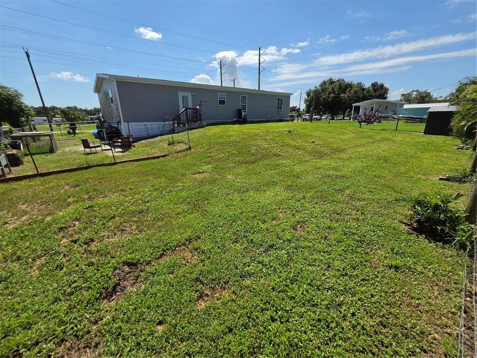 For Sale: $250,000 (3 beds, 2 baths, 1568 Square Feet)