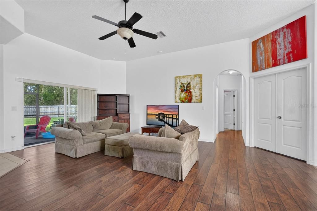 For Sale: $339,000 (4 beds, 2 baths, 2183 Square Feet)