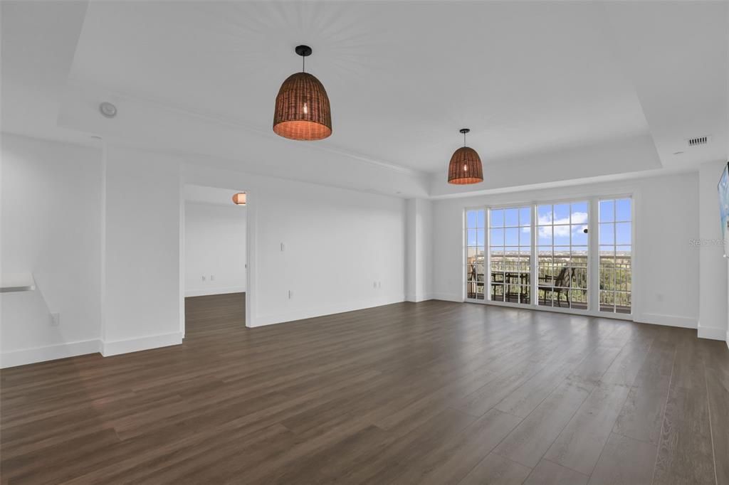 For Sale: $475,000 (2 beds, 2 baths, 1430 Square Feet)