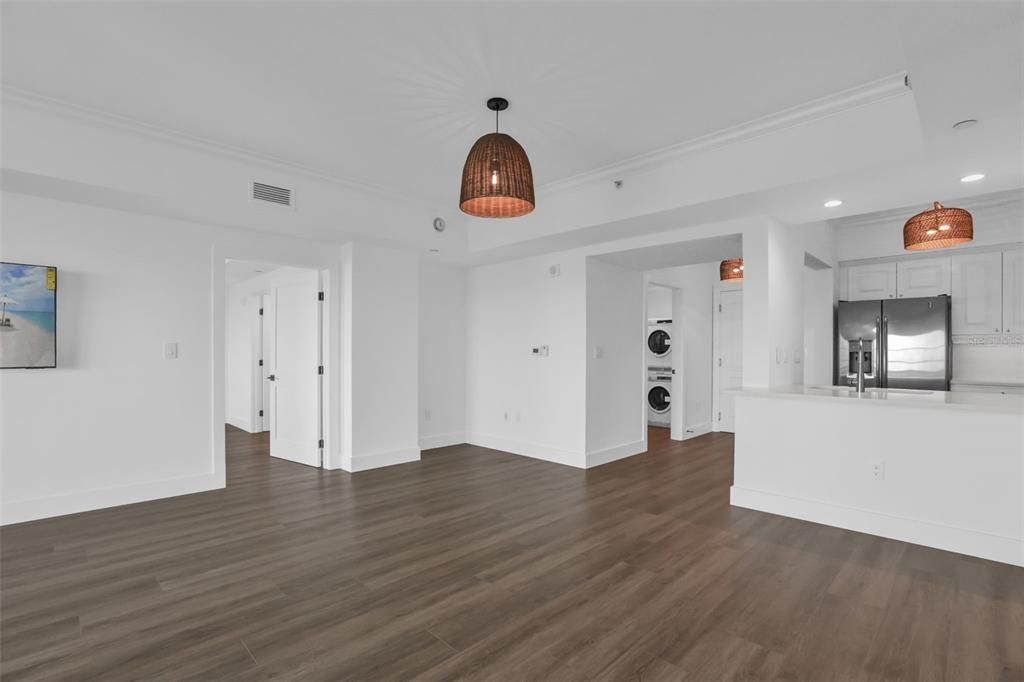 For Sale: $475,000 (2 beds, 2 baths, 1430 Square Feet)