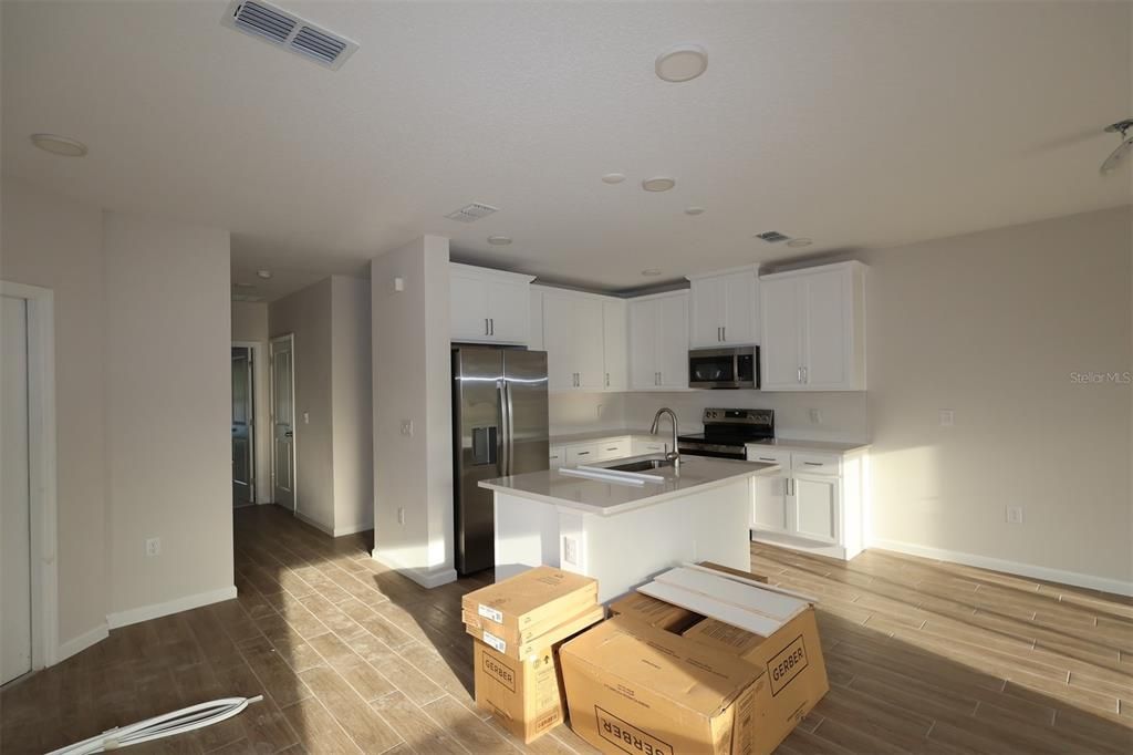 For Sale: $459,990 (4 beds, 3 baths, 1769 Square Feet)