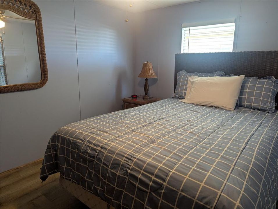For Sale: $175,000 (3 beds, 2 baths, 960 Square Feet)