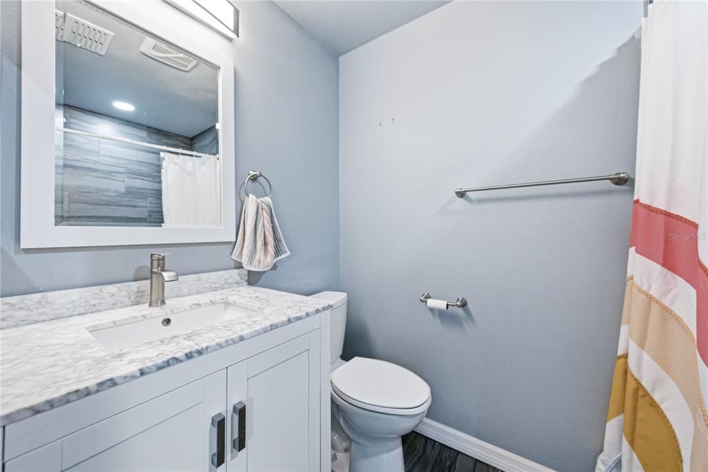 For Sale: $239,900 (2 beds, 3 baths, 1131 Square Feet)