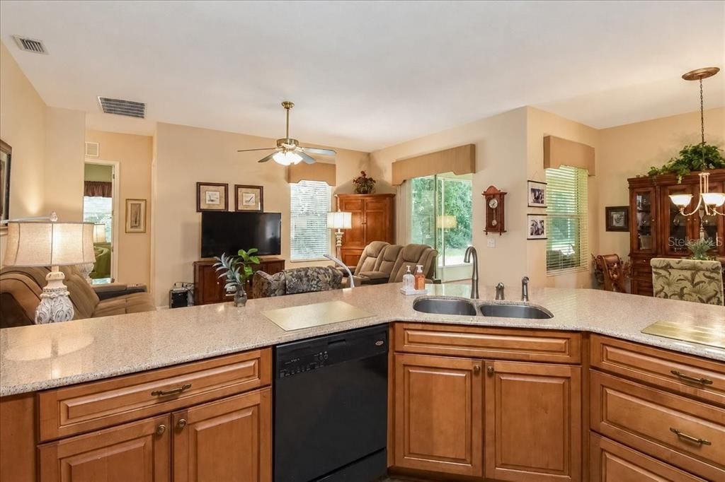 For Sale: $359,900 (3 beds, 2 baths, 2471 Square Feet)