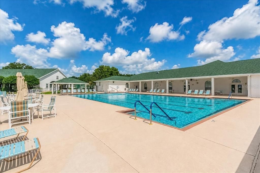 For Sale: $359,900 (3 beds, 2 baths, 2471 Square Feet)