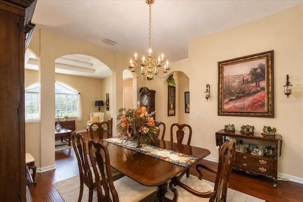 For Sale: $359,900 (3 beds, 2 baths, 2471 Square Feet)