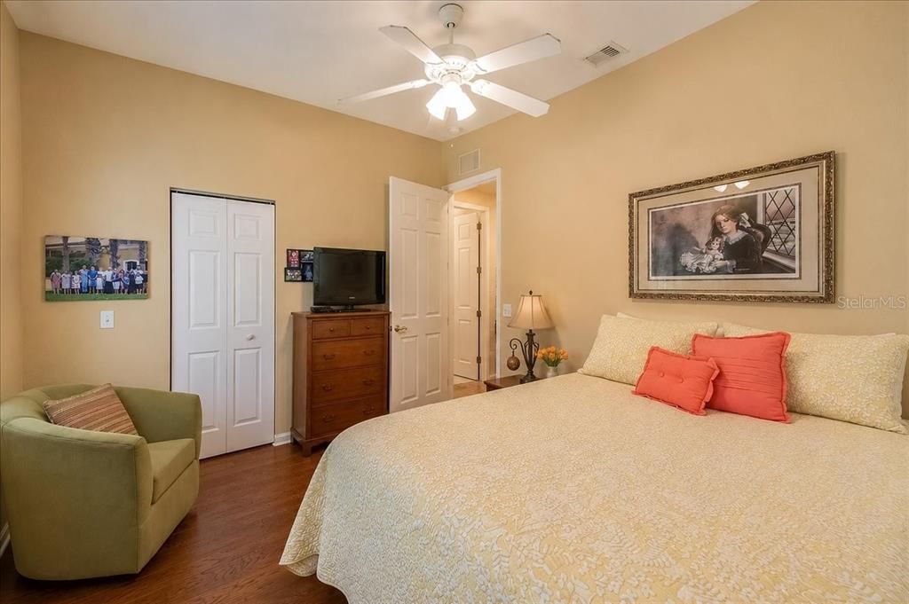 For Sale: $359,900 (3 beds, 2 baths, 2471 Square Feet)