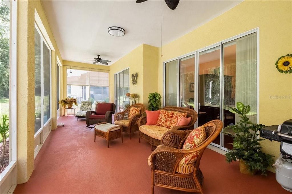 For Sale: $359,900 (3 beds, 2 baths, 2471 Square Feet)