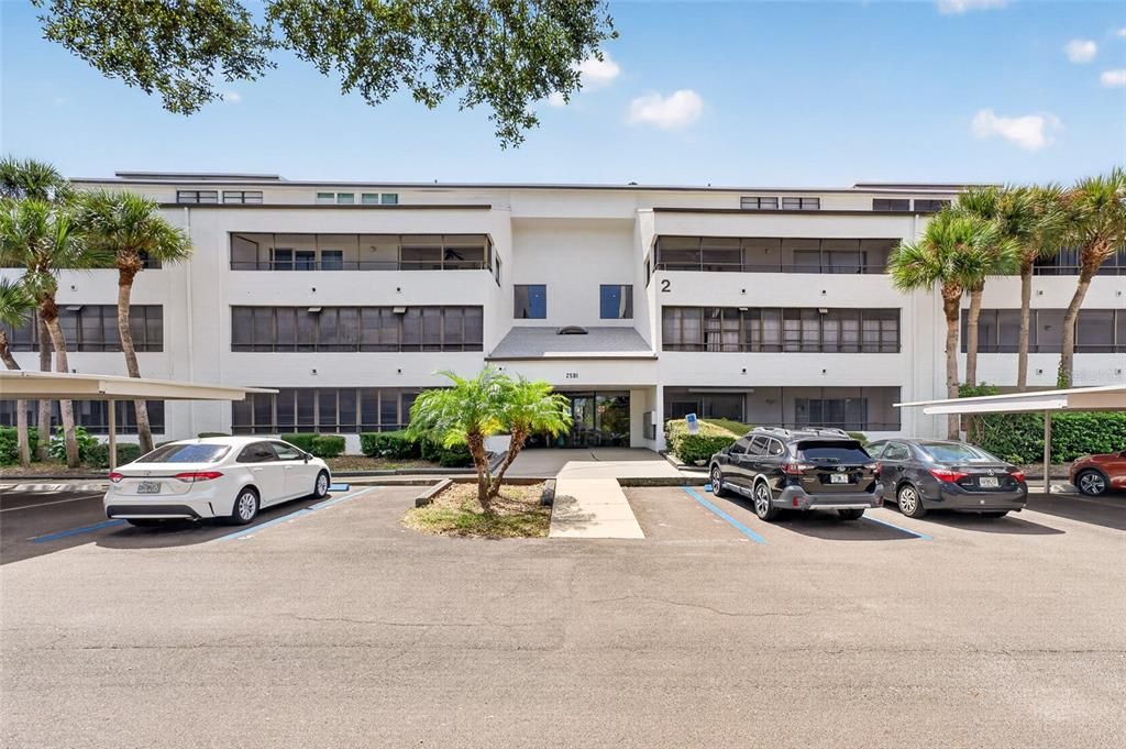 For Sale: $137,500 (1 beds, 1 baths, 775 Square Feet)