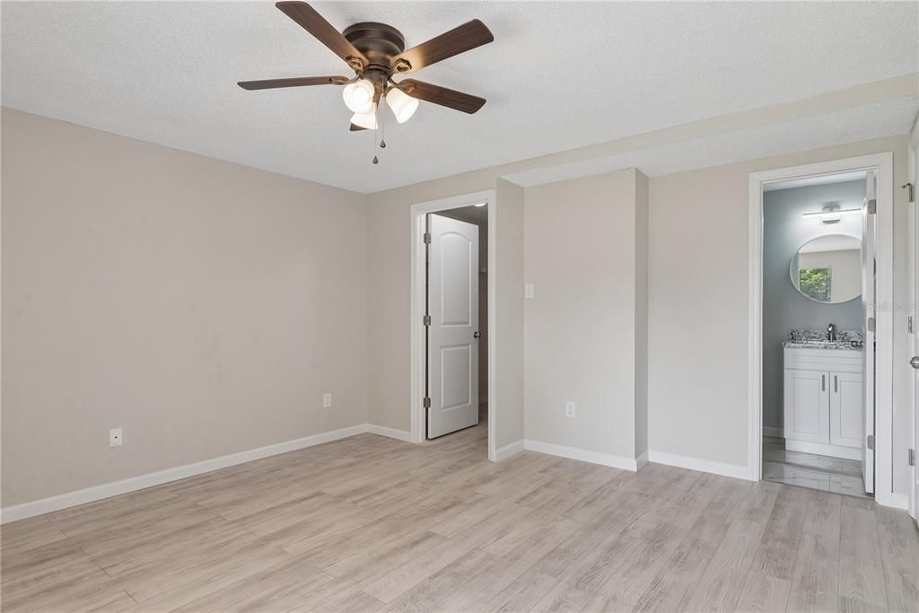 For Sale: $420,000 (3 beds, 2 baths, 1310 Square Feet)