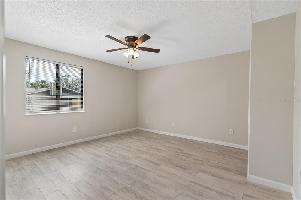 For Sale: $420,000 (3 beds, 2 baths, 1310 Square Feet)