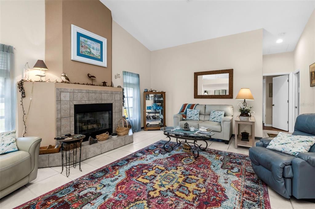 For Sale: $359,000 (3 beds, 2 baths, 2162 Square Feet)