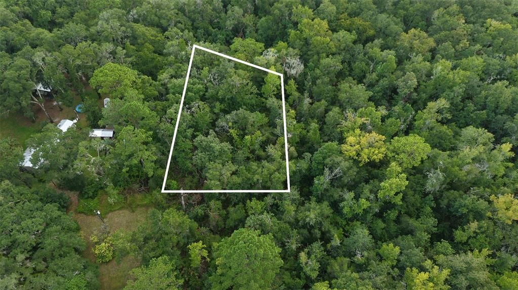 На продажу: $29,000 (0.48 acres)
