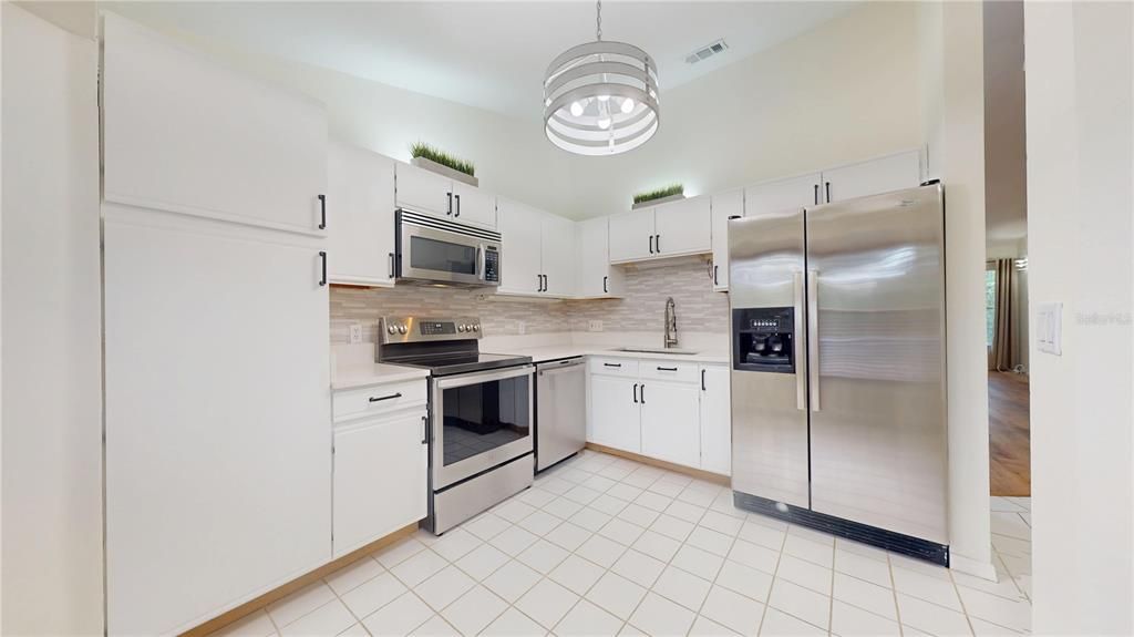 For Rent: $3,000 (2 beds, 2 baths, 1286 Square Feet)