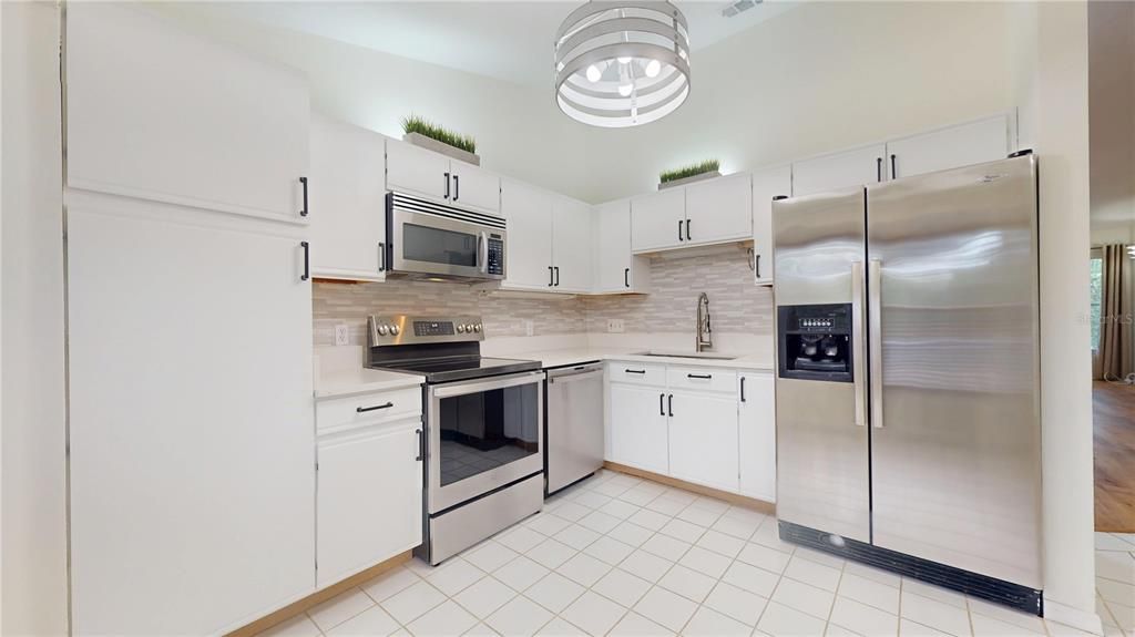 For Rent: $3,000 (2 beds, 2 baths, 1286 Square Feet)