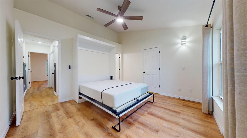 For Rent: $3,000 (2 beds, 2 baths, 1286 Square Feet)
