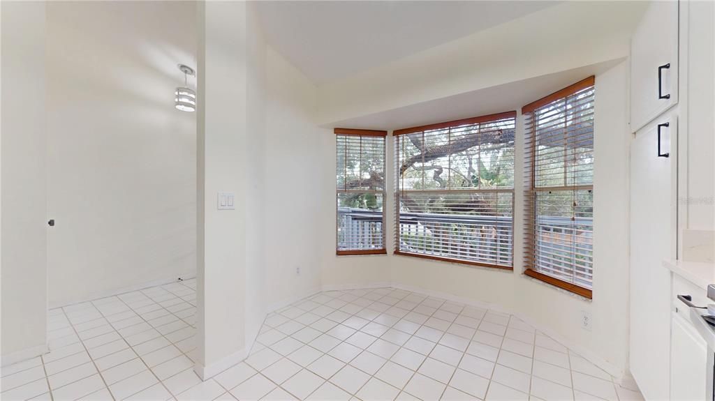 For Rent: $3,000 (2 beds, 2 baths, 1286 Square Feet)