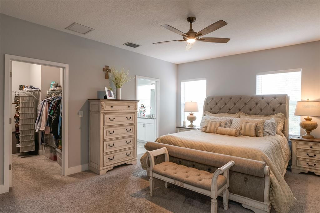 For Sale: $439,000 (3 beds, 2 baths, 1527 Square Feet)
