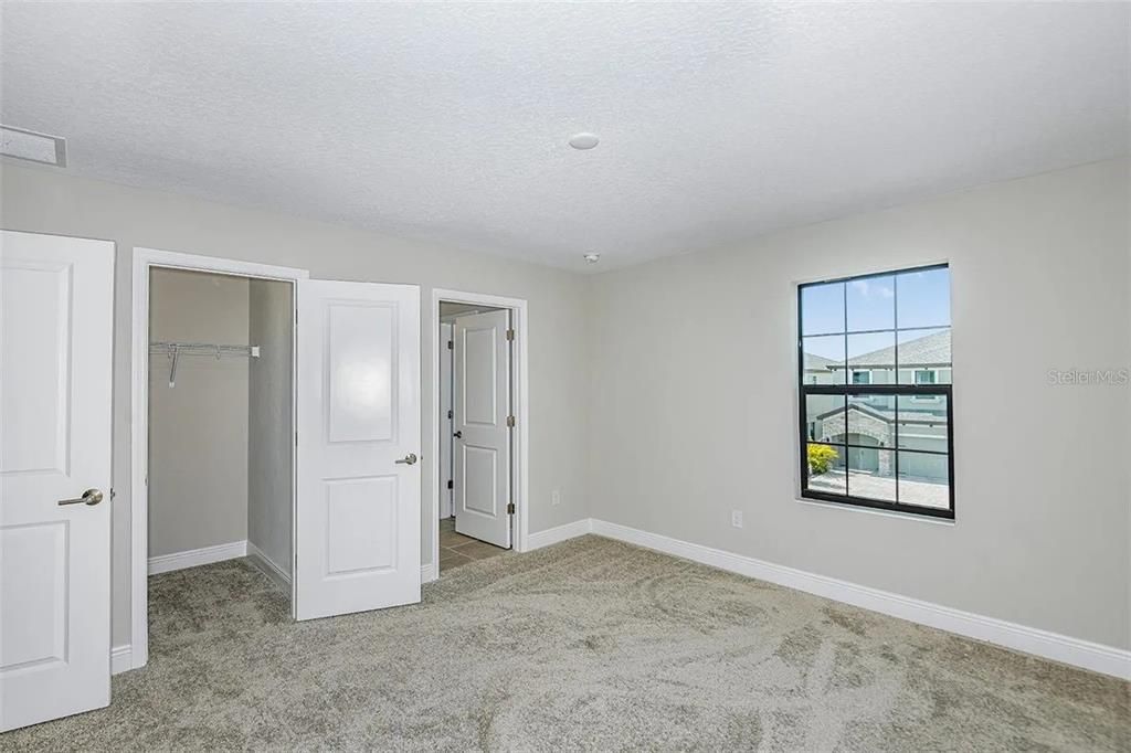 For Rent: $4,200 (5 beds, 4 baths, 3615 Square Feet)