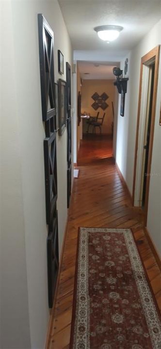 For Sale: $297,500 (3 beds, 2 baths, 1744 Square Feet)