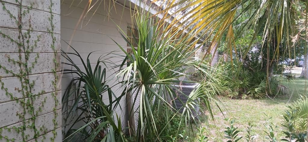 For Sale: $297,500 (3 beds, 2 baths, 1744 Square Feet)