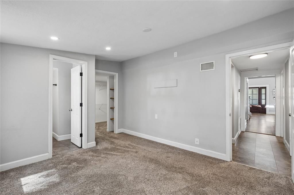 For Rent: $3,150 (3 beds, 3 baths, 1649 Square Feet)
