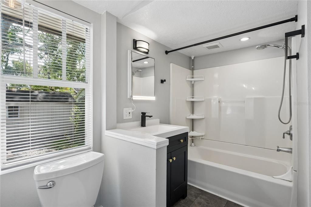 For Rent: $3,150 (3 beds, 3 baths, 1649 Square Feet)