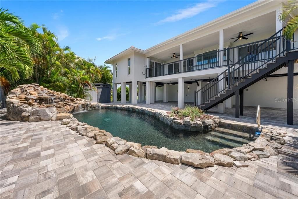 For Sale: $1,400,000 (4 beds, 3 baths, 2445 Square Feet)