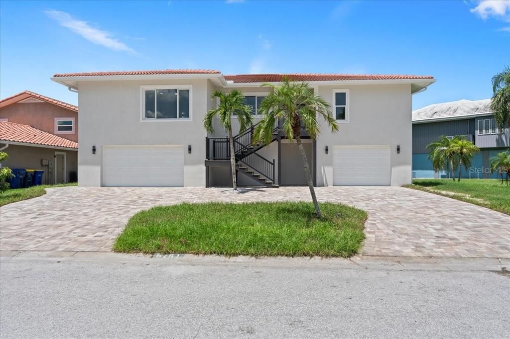 For Sale: $1,400,000 (4 beds, 3 baths, 2445 Square Feet)