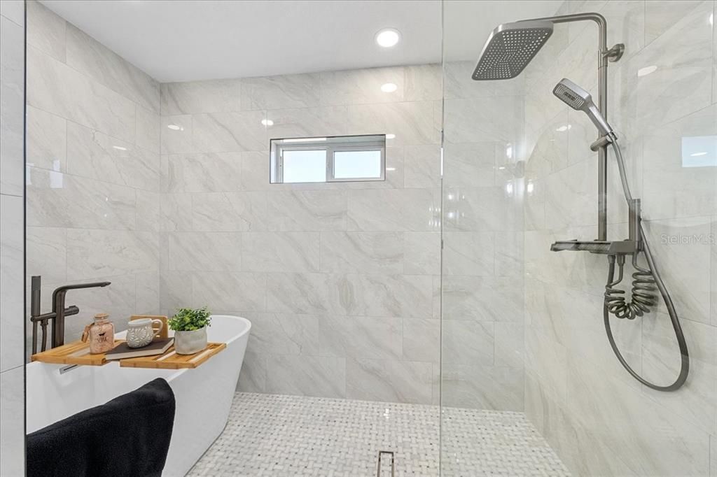 For Sale: $1,400,000 (4 beds, 3 baths, 2445 Square Feet)