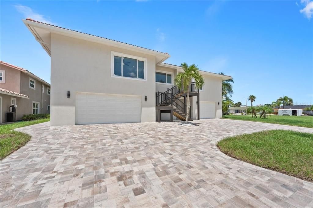 For Sale: $1,400,000 (4 beds, 3 baths, 2445 Square Feet)