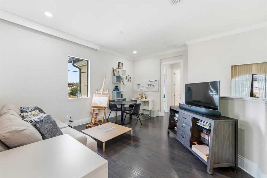 For Sale: $3,599,000 (5 beds, 5 baths, 5342 Square Feet)