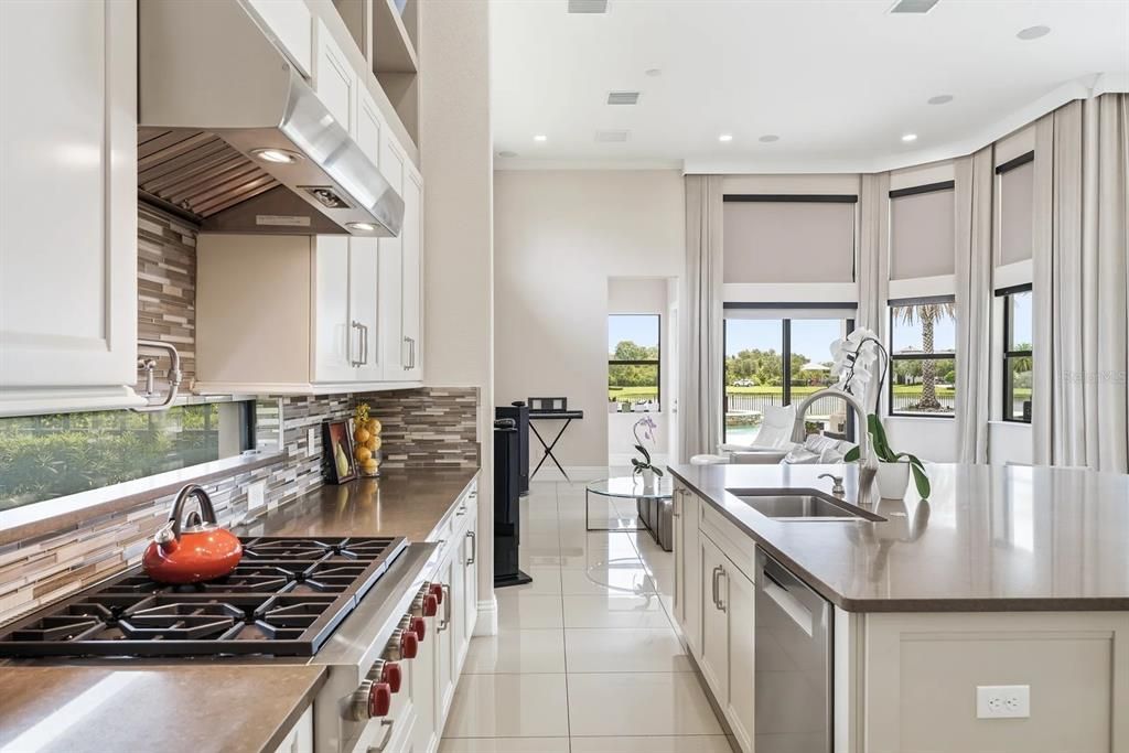 For Sale: $3,599,000 (5 beds, 5 baths, 5342 Square Feet)