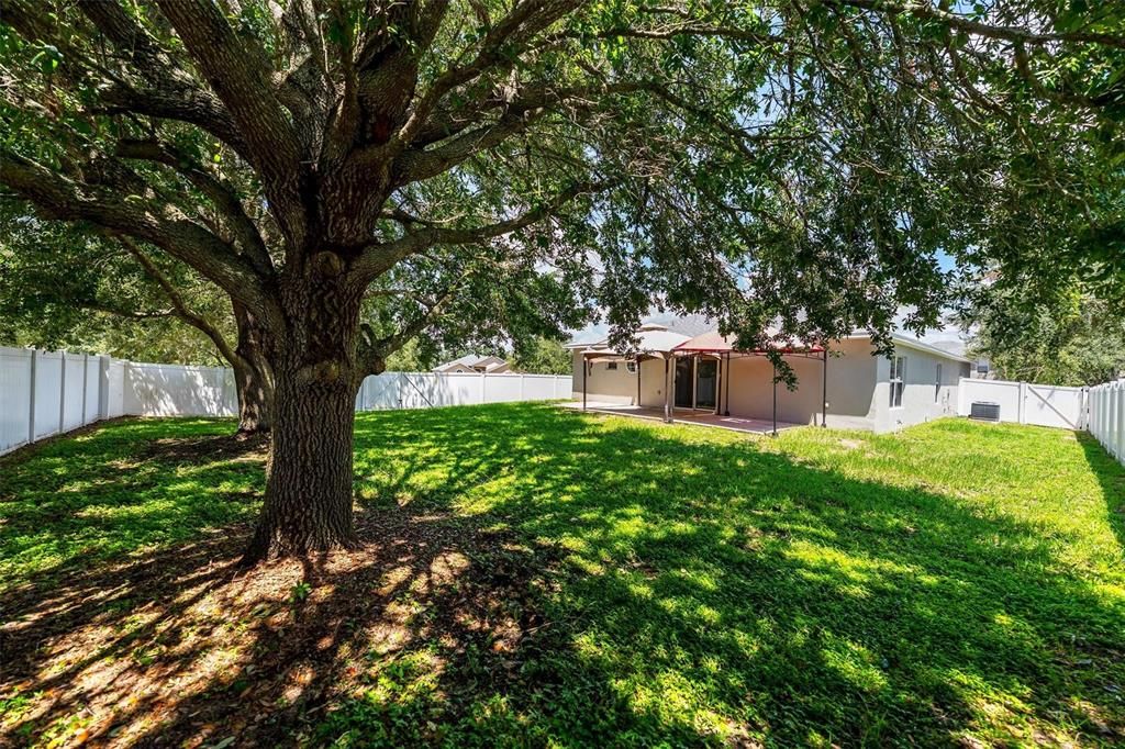 For Sale: $325,000 (3 beds, 2 baths, 1874 Square Feet)