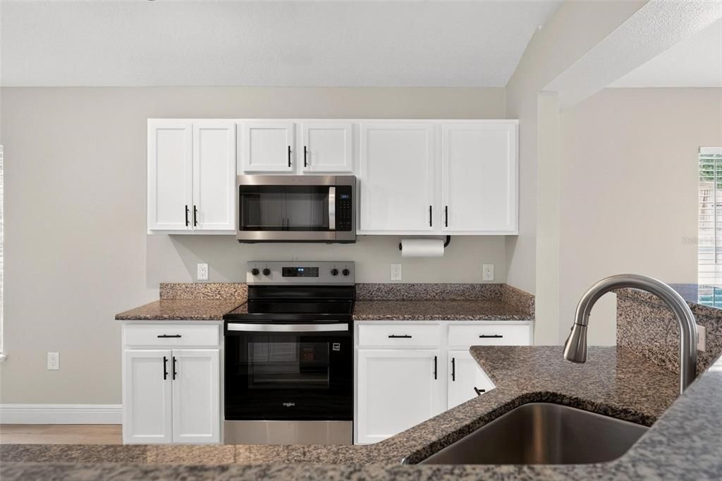 For Sale: $325,000 (3 beds, 2 baths, 1874 Square Feet)