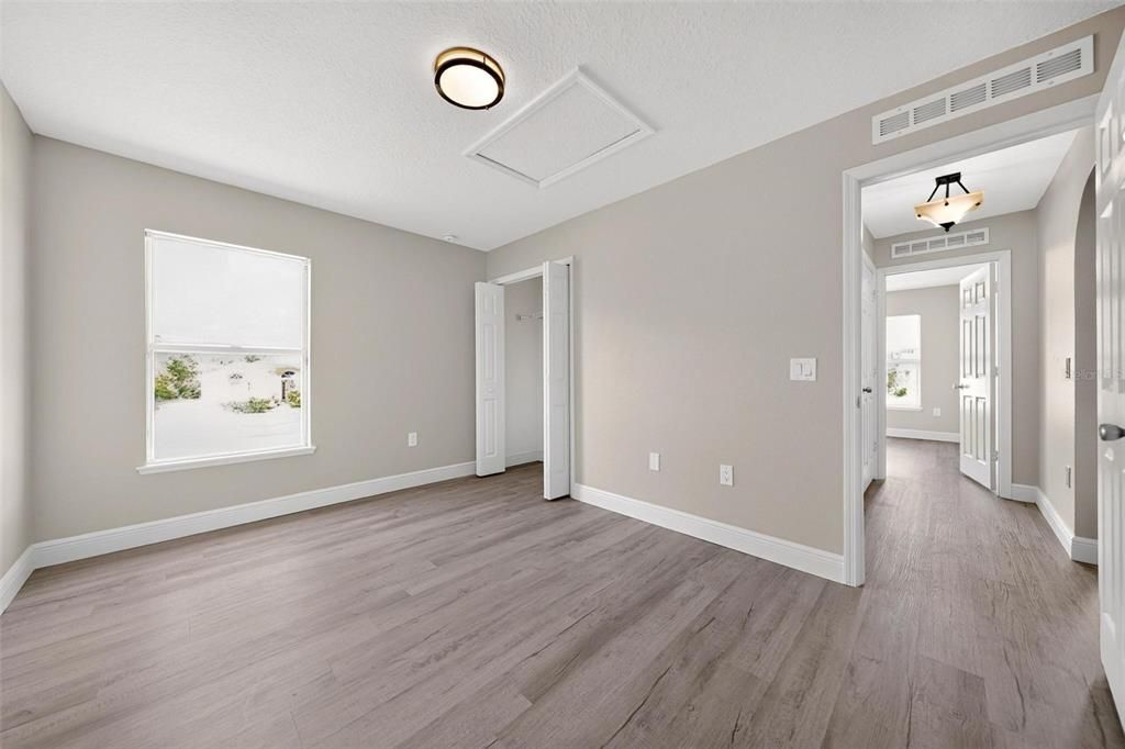 For Sale: $325,000 (3 beds, 2 baths, 1874 Square Feet)