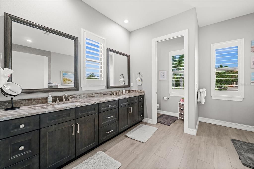 For Sale: $974,900 (3 beds, 2 baths, 2123 Square Feet)