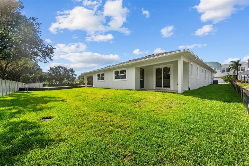 For Sale: $579,000 (3 beds, 2 baths, 1926 Square Feet)
