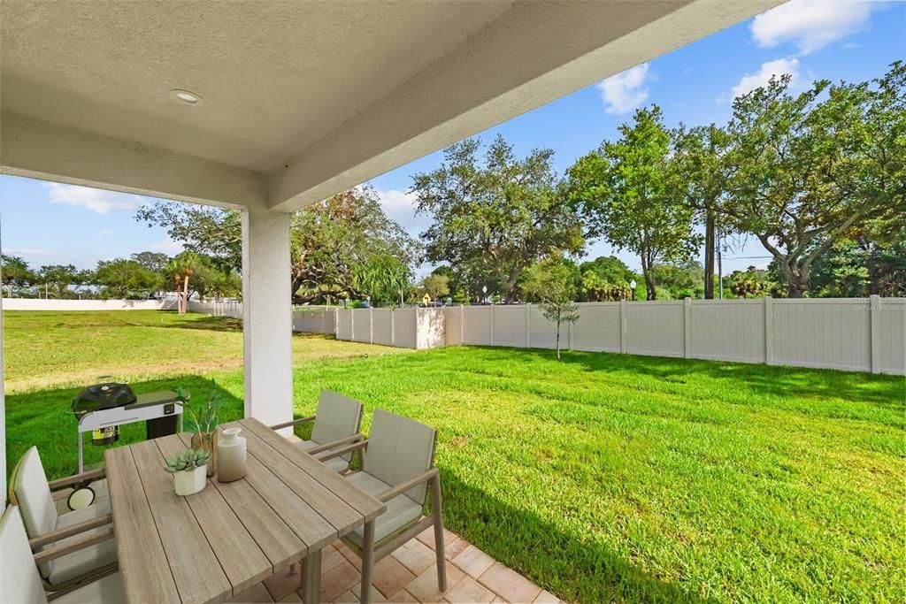 For Sale: $579,000 (3 beds, 2 baths, 1926 Square Feet)