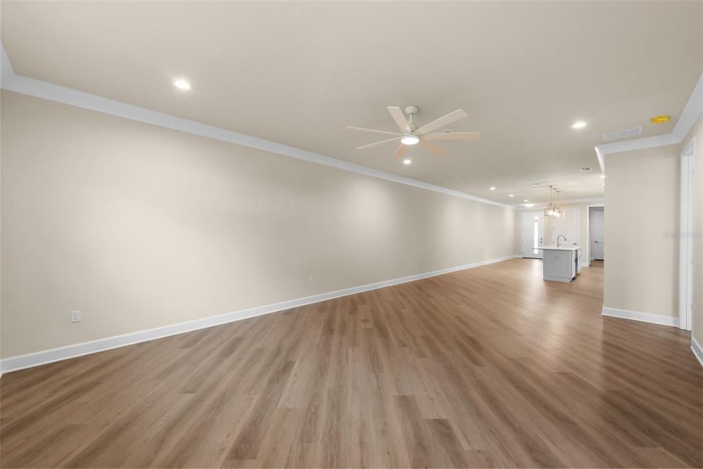 For Sale: $579,000 (3 beds, 2 baths, 1926 Square Feet)