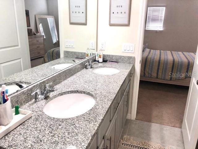 For Rent: $2,275 (2 beds, 2 baths, 1464 Square Feet)