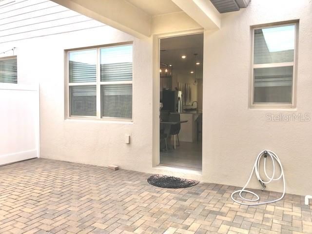 For Rent: $2,275 (2 beds, 2 baths, 1464 Square Feet)