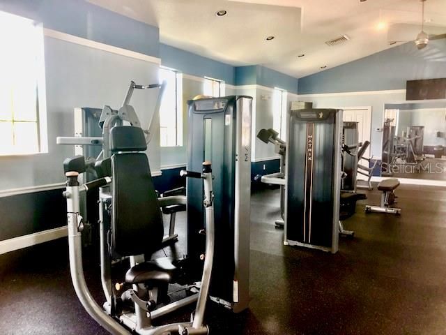 For Rent: $2,275 (2 beds, 2 baths, 1464 Square Feet)
