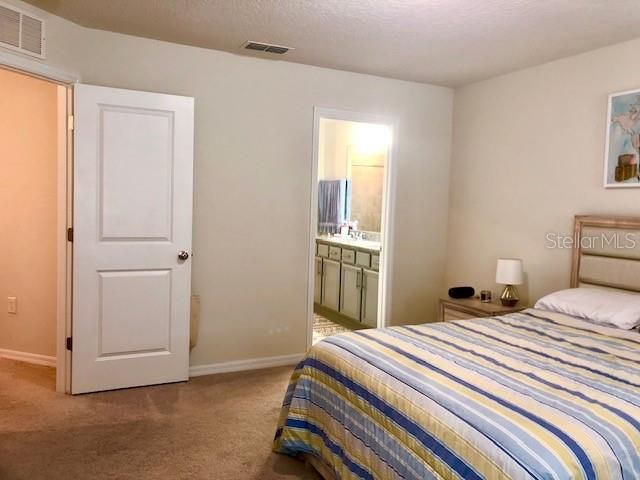 For Rent: $2,275 (2 beds, 2 baths, 1464 Square Feet)