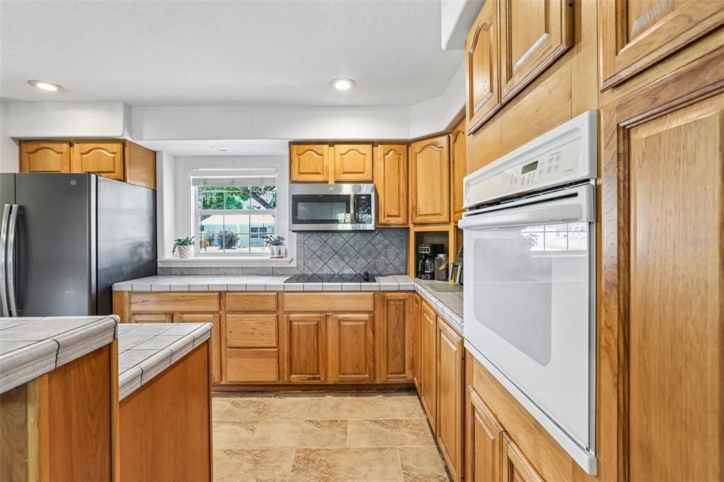 For Sale: $790,000 (4 beds, 4 baths, 3354 Square Feet)