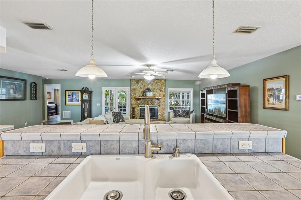 For Sale: $790,000 (4 beds, 4 baths, 3354 Square Feet)