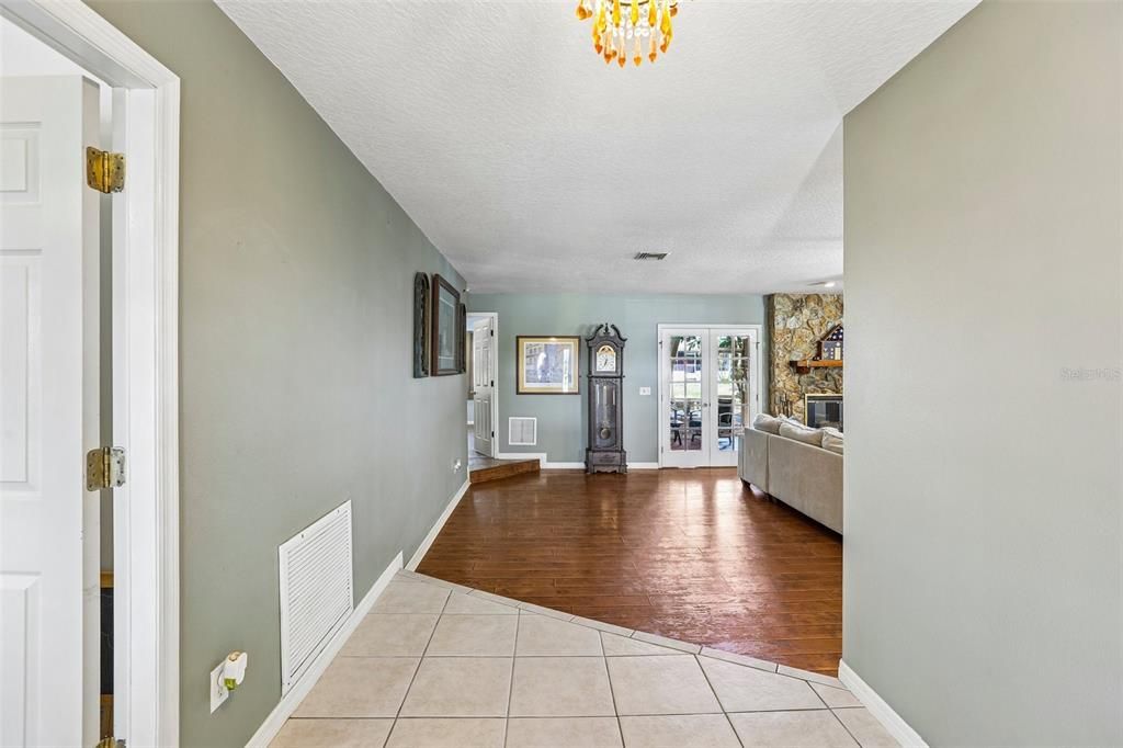 For Sale: $790,000 (4 beds, 4 baths, 3354 Square Feet)