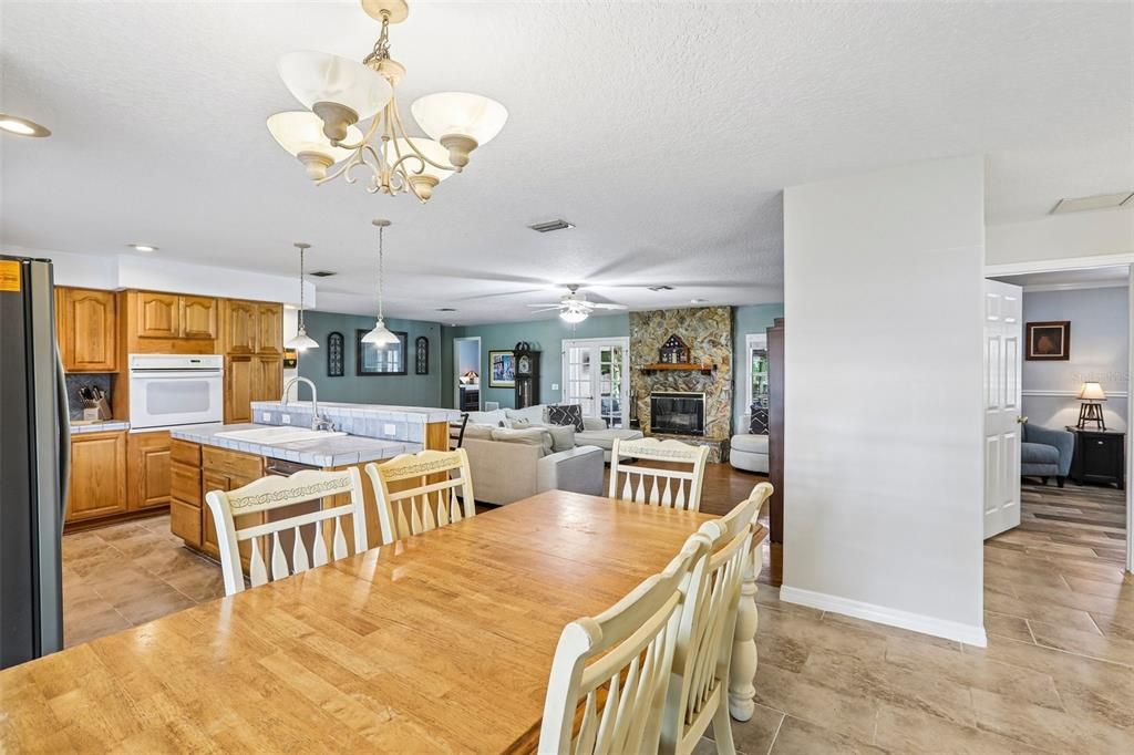 For Sale: $790,000 (4 beds, 4 baths, 3354 Square Feet)