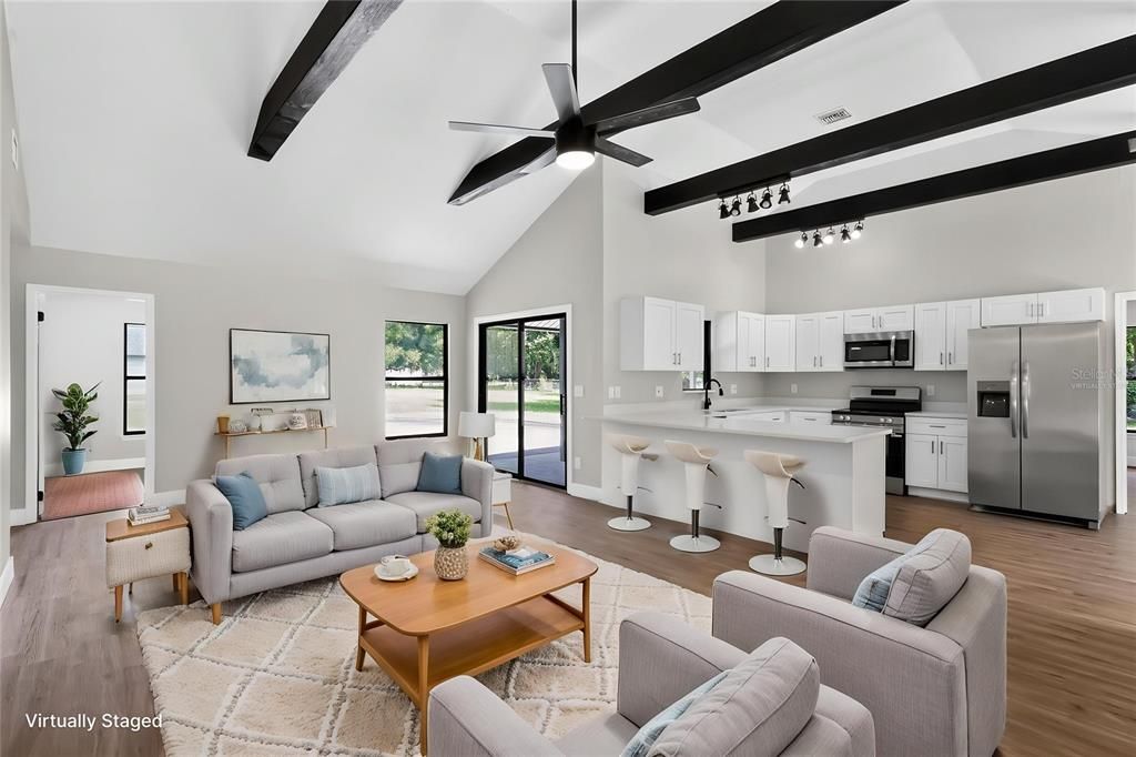 En Venta: $649,900 (5 camas, 3 baños, 2312 Pies cuadrados)