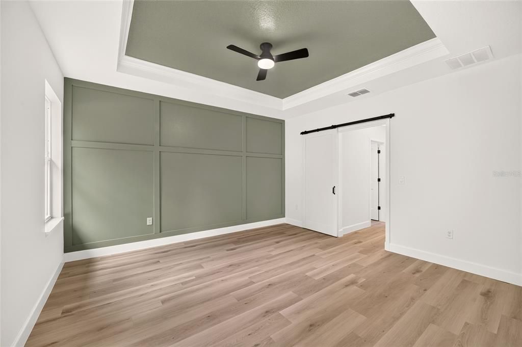 For Sale: $324,900 (4 beds, 2 baths, 1863 Square Feet)